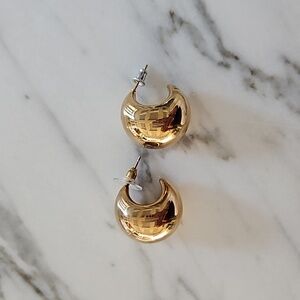 CHUNKY YELLOW GOLD HOOPS EARRINGS COSTUME JEWELRY $120